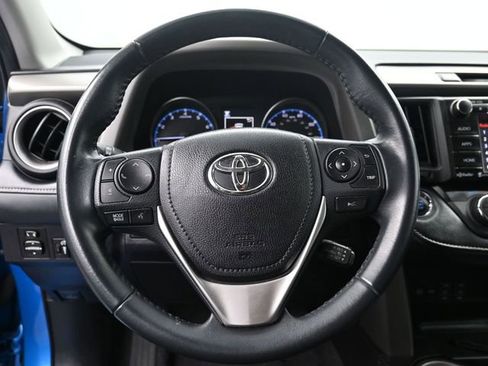Used 2018 Toyota RAV4 XLE w/ Plus Extra Value Package image 14