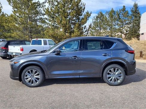 New 2025 MAZDA CX-5 Signature image 2