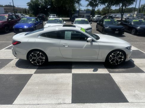 Used 2025 BMW 430i Coupe w/ Convenience Package RWD image 3