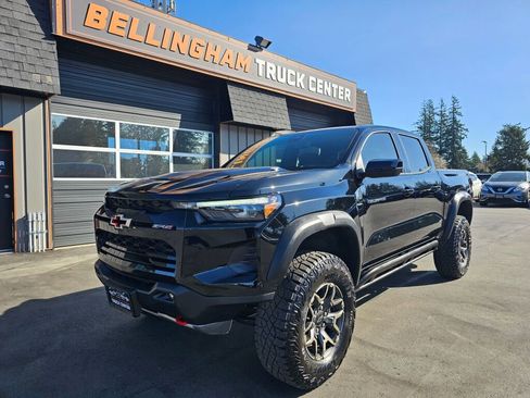 Used 2024 Chevrolet Colorado ZR2 AWD/4WD image 1