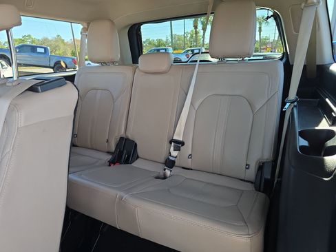 Used 2024 Ford Expedition Max Limited image 13