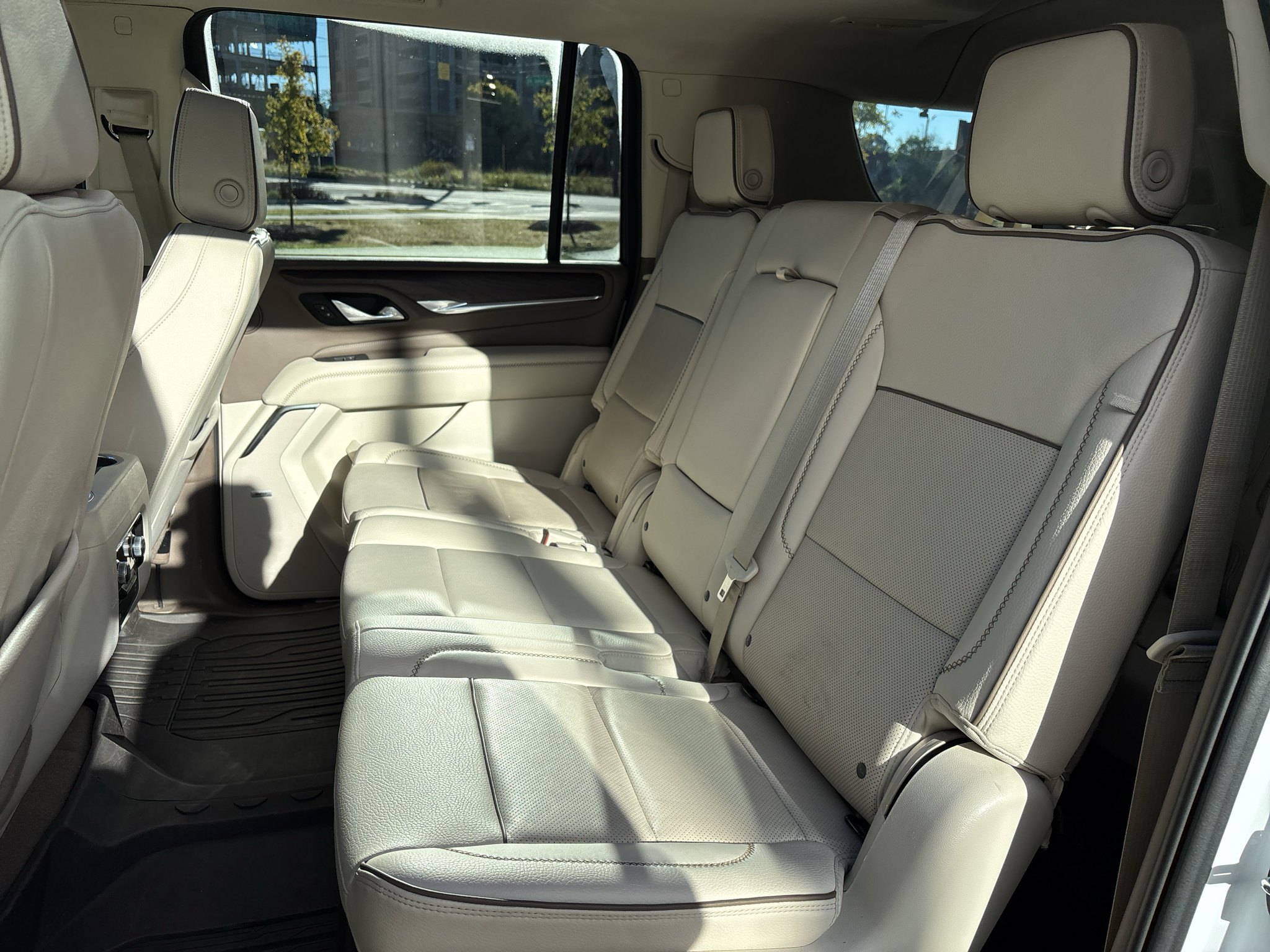 Used 2023 GMC Yukon XL Denali w/ Max Trailering Package AWD/4WD image 13