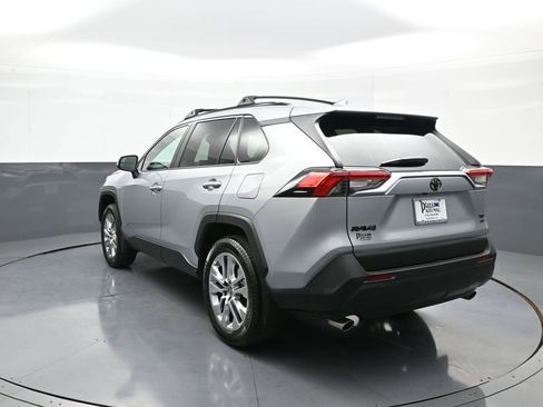Certified 2025 Toyota RAV4 XLE Premium image 8