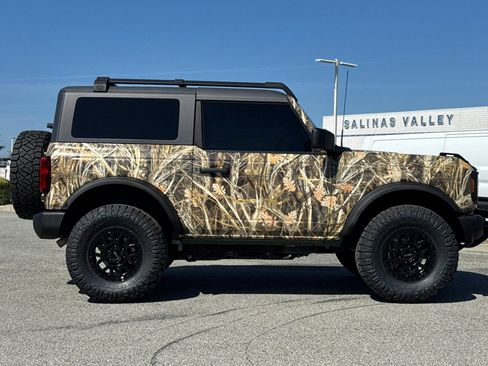 Used 2023 Ford Bronco 2-Door AWD/4WD image 3
