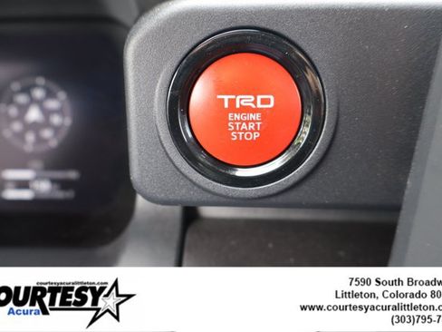 Used 2025 Toyota 4Runner TRD Off-Road AWD/4WD image 15