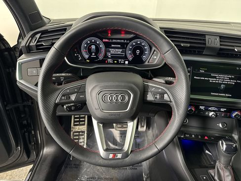 Used 2025 Audi Q3 2.0T Premium Plus w/ Premium Plus Package image 21