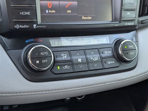 Used 2018 Toyota RAV4 XLE image 17