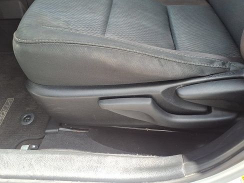Used 2017 Toyota Corolla L FWD image 24