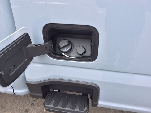 New 2026 Ford F350 Lariat w/ FX4 Off-Road Package image 22