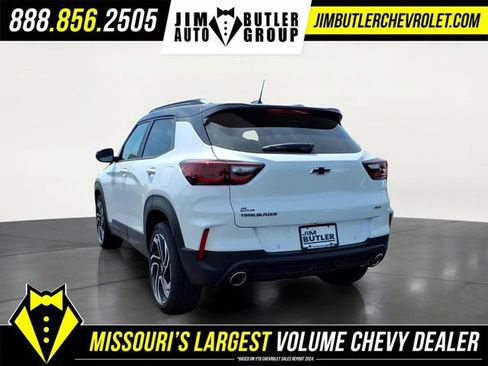 New 2026 Chevrolet TrailBlazer RS w/ Convenience Package FWD image 2