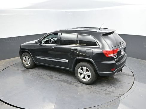 Used 2013 Jeep Grand Cherokee Laredo AWD/4WD image 36