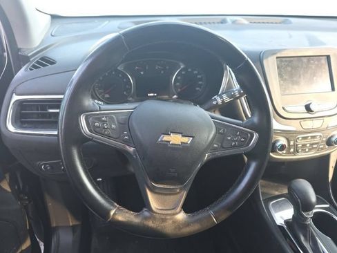 Used 2023 Chevrolet Equinox LT FWD image 14