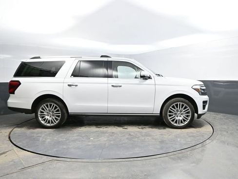 Used 2024 Ford Expedition Max Limited image 12