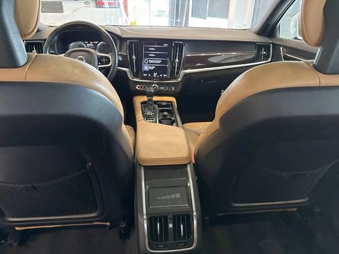 Used 2018 Volvo S90 T5 Momentum w/ Convenience Package AWD/4WD image 31