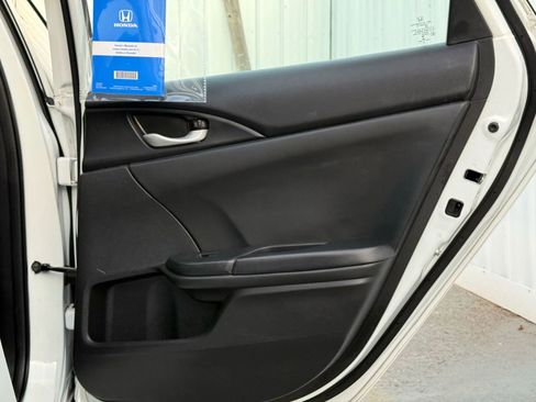 Used 2020 Honda Civic Sport image 16