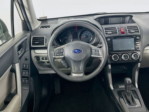 Used 2016 Subaru Forester 2.5i Touring w/ Eyesight & Navigation System AWD/4WD image 17