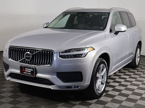 Used 2023 Volvo XC90 B6 Core w/ Climate Package AWD/4WD image 11