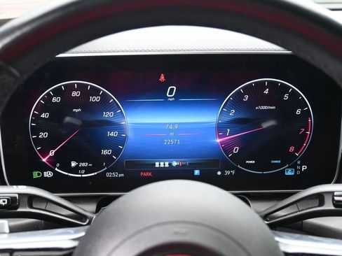 Used 2023 Mercedes-Benz GLC 300 GLC 300 image 13