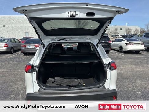 Used 2024 Toyota Corolla Cross XLE image 12