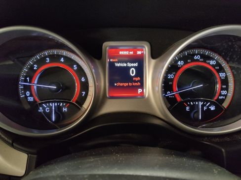 Used 2019 Dodge Journey SE w/ Connectivity Group FWD image 23