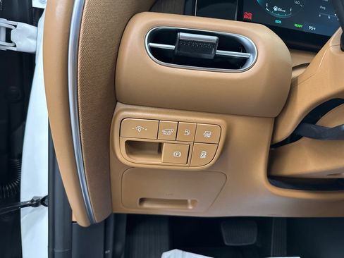 Used 2026 Hyundai Palisade Calligraphy FWD image 35