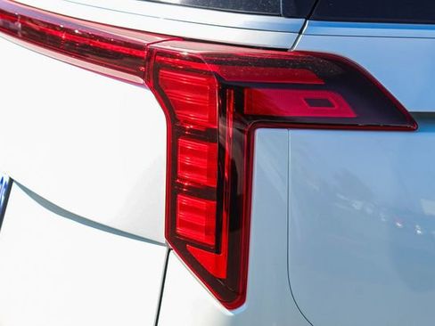 New 2026 Kia Carnival EX FWD image 10