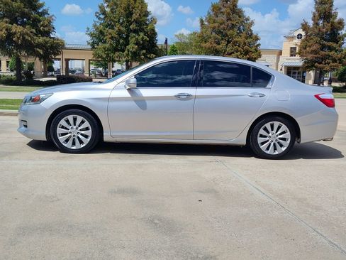 Used 2015 Honda Accord EX-L image 4