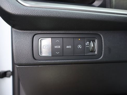 New 2026 Chevrolet Traverse LT w/ Driver Confidence Package image 13