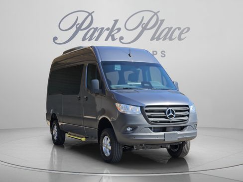 Used 2026 Mercedes-Benz Sprinter 2500 image 7