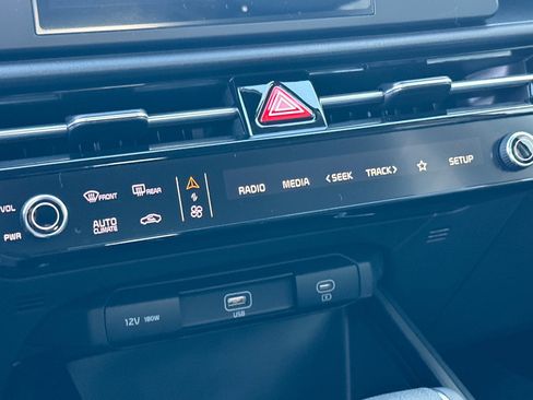 New 2026 Kia Niro LX FWD image 21
