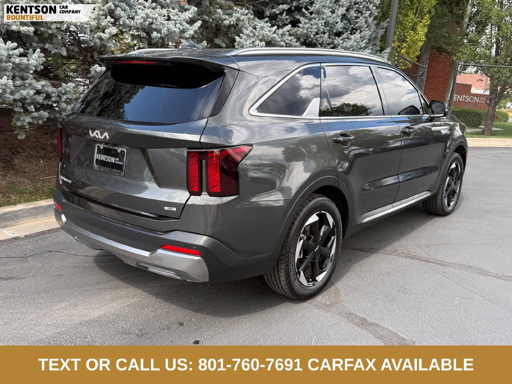 Used 2025 Kia Sorento EX AWD/4WD image 8