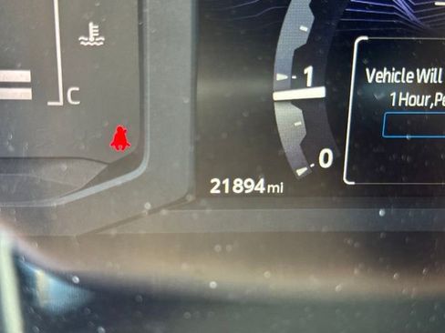 Used 2025 Toyota Tacoma SR5 image 21