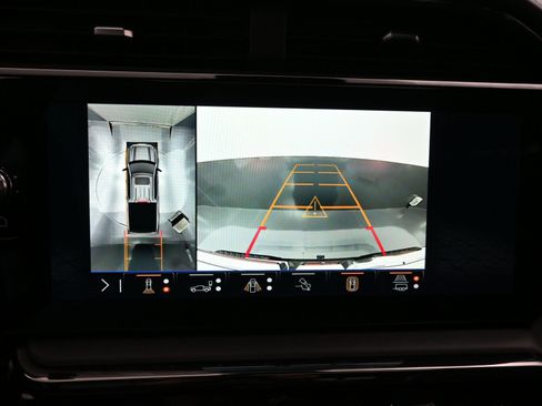 Used 2024 GMC Sierra 1500 AT4X image 30