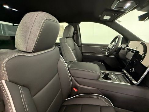 New 2026 GMC Sierra EV Elevation w/ Premium Package image 37