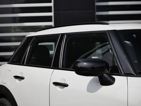 New 2026 MINI Cooper 4-Door Hardtop FWD image 3