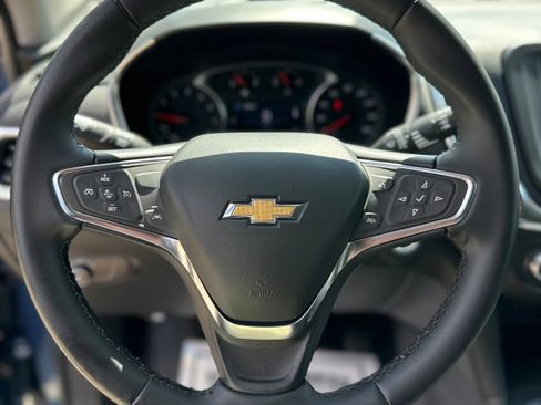 Used 2024 Chevrolet Equinox LT AWD/4WD image 12