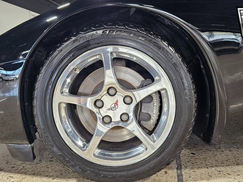 Used 2000 Chevrolet Corvette Convertible w/ Memory Pkg image 7