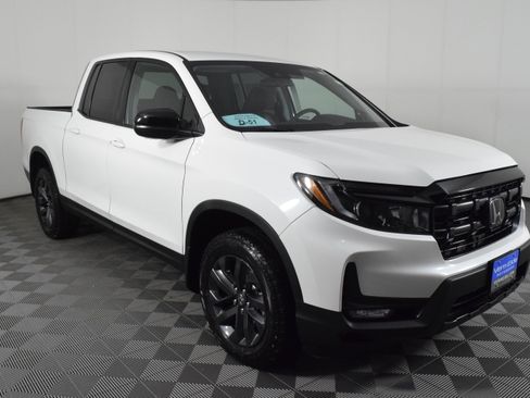 New 2026 Honda Ridgeline Sport image 4