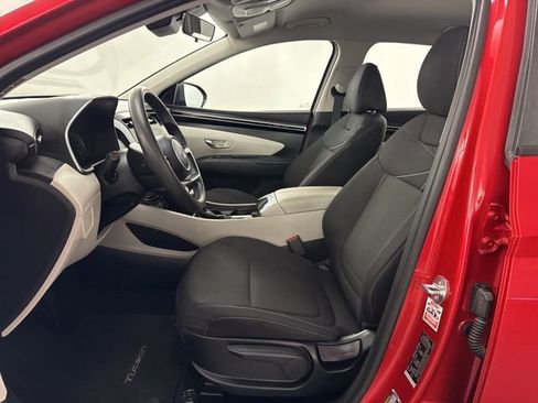 Used 2023 Hyundai Tucson SE image 24