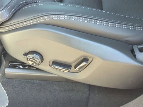 Used 2025 Volvo XC90 B6 Ultra w/ Protection Package Premier image 21