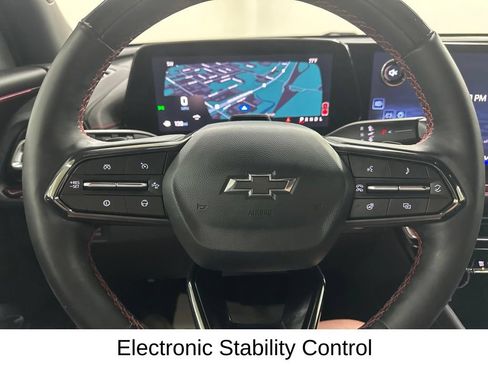 Used 2025 Chevrolet Traverse RS w/ LPO, Floor Liner Package FWD image 39