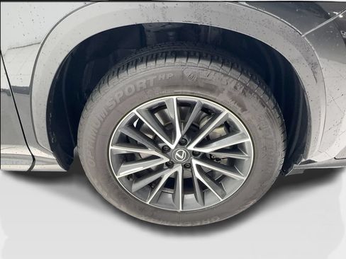 Used 2025 Lexus NX 250 FWD w/ Cold Area Package image 13