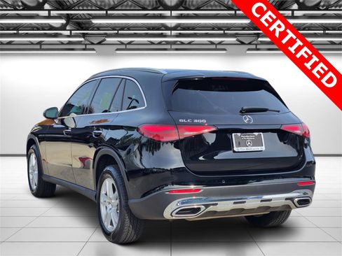 Certified 2025 Mercedes-Benz GLC 300 image 7