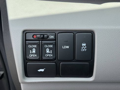 Used 2014 Honda Odyssey EX-L image 13