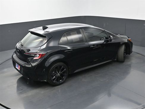 Used 2022 Toyota Corolla SE image 32