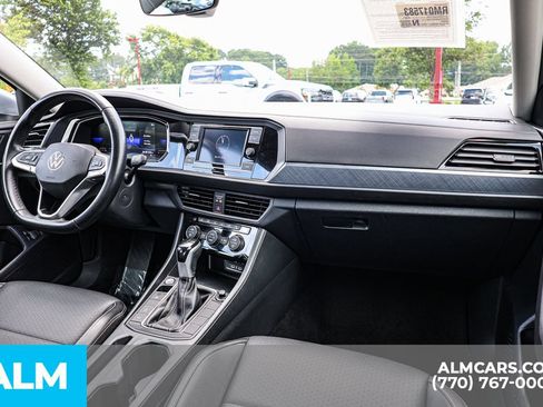 Used 2024 Volkswagen Jetta SE FWD image 28
