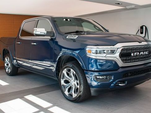 Used 2022 RAM 1500 Limited w/ Body-Colour Bumper Group AWD/4WD image 5