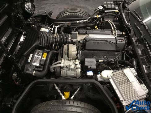 Used 1995 Chevrolet Corvette Convertible image 39