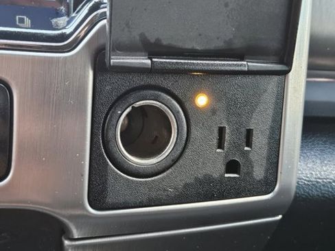 Used 2022 Ford F250 Platinum image 22