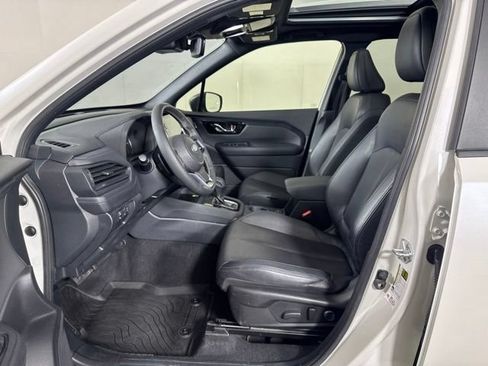 Used 2025 Subaru Forester Limited w/ Popular Package #2 AWD/4WD image 11